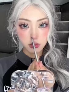 ✨限时优惠✨VEECCI唯资高光修容盘 VEECCI High Gloss Contouring Plate Free Easy-to-Paint High Gloss Contouring All-in-One