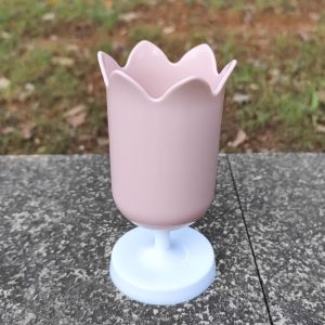 UNDATA Tulips Shape Pen Holder Plastic Desktop Organizer Storage Tank Cup INS Makeup Brush Holder Gift