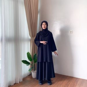 Hijas Kaos Tunic Polos Oversize Basic Casual /  TUNIK AZKIA WANITA POLOS FULL KANCING TERBARU 2024 / ATASAN MUSLIM WANITA / Tunik kotak bluberry lengan panjang / tunik motip kotak jumbo / tunik bluebery terbaru 2024