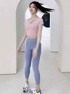 Của Phụ Nữ Giản Dị Thoáng Khí Mỏng Thể Thao chạy tập thể dục T-Shirts Áo ngực Yoga Với Cố Định miếng đệm áo ngực Thể Thao Cho Phụ Nữ