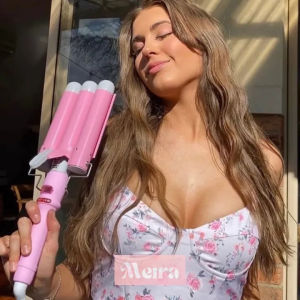 Professional 32mm 3 Barrels Wave Curler Ceramic Three Barrel Curling Iron Wand LCD Display Hair Curler Hair Styling Tool Egg Roll Head Curling Stick Water Ripple Wave Chicken Cake Large Roll Artifact Corn Ironing Splint Electric Hair Curler Female