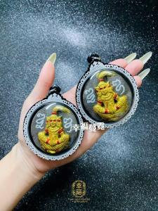 Thai Amulet 三頭帕嬰護身牌 Three Heads Por Ngan Amulet
