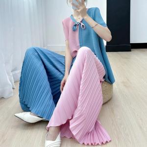 Nova quality⭐One person one pleat ⭐ New color contrast loose large size Miyake pleat suit summer fashion lace-up gentle short sleeve T-shirt hundred + elastic waist pleat wide leg pants womens two-piece set