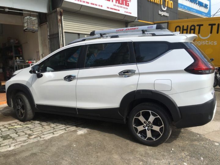 Giá nóc (baga mui) xe Xpander Cross