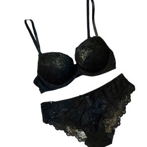 Bộ Đồ Lót Cotton Ren Kim Tuyến VJ8022 Gọng Quần Gài Phong Cách Hàn Quốc