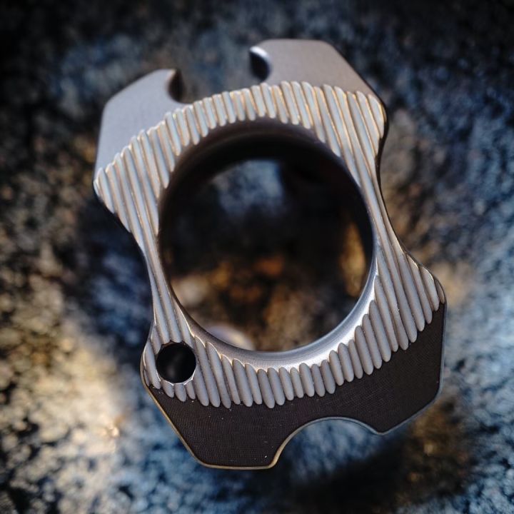 KASFLY Caesar Finger Tiger EDC Bottle Opener Titanium Alloy Copper Fist Portable Single Finger