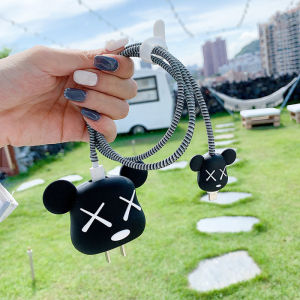 Bộ phụ kiện bảo vệ cáp và củ sạc bằng silicon hình hoạt họa dễ thương cho bộ sạc iPhone 18W và 20W