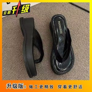 [Free Shipping] Korean-Style Thick-Soled Quick-Drying Lightweight And Non-Slip Flip-Flops In Solid Colors Versatile Comfortable And Fashionable For Women To Wear When Going Out