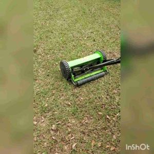 SK-12 Lawn Mower รถตัดหญ้าเดินเข็น รุ่น2ล้อ ไม่ใช่ไฟฟ้า ไม่ใช้น้ำมัน เหมาะสำหรับการตัดบ่อยๆ1-2ครั้ง/ wk. หญ้าสั้นๆสูงประมาณ 2-5 ซม.
