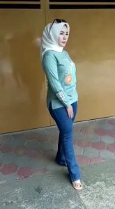 KAOS WANITA LENGAN PANJANG BAWAH OVAL TERBARU MUSLIMAH SPORTY