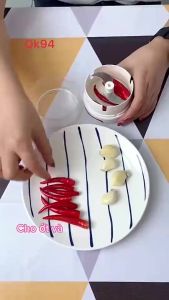 Máy xay tỏi ớt cầm tay mini đa năng trắng tiện lợi dễ dàng tháo lắp vệ sinh bằng tay Phukienprocare