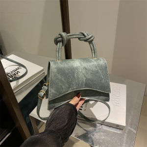 Fashionable Womens Shoulder Bag Pure Color Trendy Crossbody Bag Simple Casual Diagonal Bag Small Square Bags for Autumn bolsos