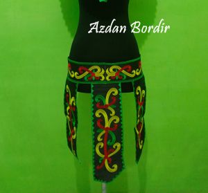 Renda Bordir Aksesoris Tari Motif Dayak Lidah Panjang