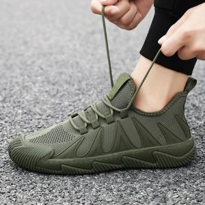 RUIMO Sepatu Sneakers Pria Casual Sporty Terbaru dan Trendy - T90