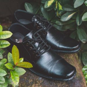 SPATOO Sepatu Kerja Pria Formal Pantofel Kulit Sapi Warna Hitam Bahan Kulit 190 / Sepatu Kerja Kantoran / Sepatu Kulit Pria / Sepatu Pantopel Pria / Cocok Untuk Dinas Kantoran dll