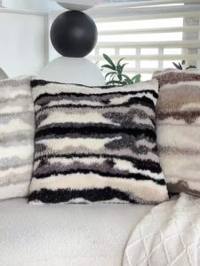(In stock) Double Sided Plush Cushion Cover Ins Nordic Irregular Decorative Pillowcase For Sofa Home Decor Living Room Pillow Cover Retro