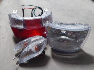 GRATIS ONGKIR - LAMPU SET DEPAN BELAKANG SEIN YAMAHA FIZR F1ZR VEGA R LAMA