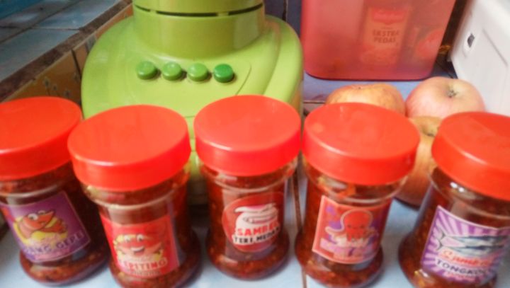 sambal%20belut%20kemasan%20botol%20150%20ml%20-%20Image%204