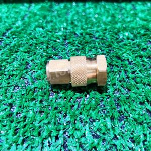 ข้อต่อสวมไวทองเหลือง ข้อต่อสายพ่นยา ขนาด 2 หุน ใช้กับสายพ่นยา เครื่องพ่นยา ปั๊มพ่นยา หัวถอดเร็ว หมุนได้ 360 องศา