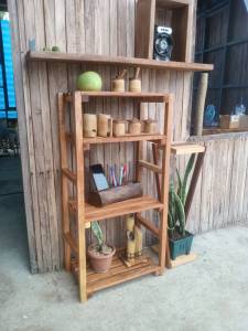 Kdauz ชั้นวางของ ชั้นไม้ ชั้นอเนกประสงค์ ชั้นวางไมโครเวฟ ชั้นวางของ 4 ชั้น ทำจากไม้แท้ มีเก็บเงินปลายทาง