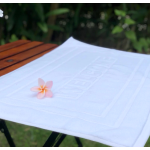 พรมเช็ดเท้าเกรดโรงแรม ผ้าเช็ดเท้าซับน้ำดี กันลื่น แบบหนาใช้ได้กับห้องน้ำ ห้องนอน 45x70cm ลายWelcome