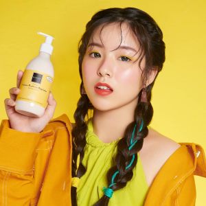 Scarlet Whitening Body Lotion / Scarlet Lotion / Krim Lotion Tangan Tubuh / Krim Pemutih Aroma Wangi Bisa COD