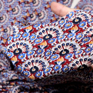 ผ้าวูลพีซ ลายดอกยี่เข่ง หน้ากว้าง 58 นิ้ว ผ้าเมตร ผ้าหลา ผ้าผู้ชาย ผู้ชาย ผู้หญิง ผู้หญิง