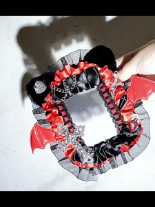 Gothic Bat Wing Photo Protector with Beads Chain Bat Wing Photo Protector Photocard Case with Chain Pendant