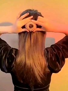 Jepitan Rambut Desain Unik: Hairclip untuk Rambut Nyaman & Stylish
