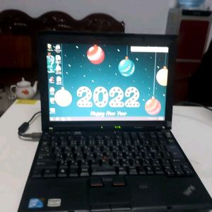 Laptop dùng giải trí nghe nhạc xem phim đọc báo (Loại tốt)