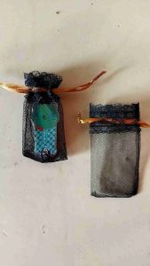 Sarung Tile Souvenir untuk Minyak Misik & Gunting Kuku (Isi 50 Pcs)