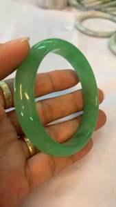 กำไลหยกเขียว Green Apple no.56-57