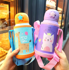 พร้อมส่งในไทย กระติกน้ำเด็กเก็บความร้อน กระติกน้ำเด็กแบบพกพา