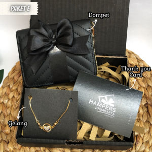 Gift Box Hijab dan Jam Tangan Hampers Jam Tangan dan Parfum Hampers Aesthetic Kekinian Kado Paket