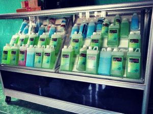 Obat jamur kaca mobil  / Obat jamur Body mobil/kerak velg /Obat kerak Mesin mobil/Cairan multifungsi