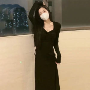 IELGY Womens French style hip-wrapped long dress with long sleeves