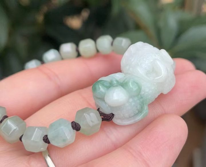 Yang Yujia Myanmar natural A-goods jadeite glutinous seed overlord Ms ...