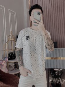 (NEW) Áo Thun Cổ Tròn Nam Nữ Phối Viền Caro Họa Tiết Chữ Mẫu Mới 2024