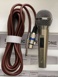 Micro Karaoke Có Dây Tomahawk Made in Japan cao cấp thu âm nhạy hút tiếng Mic cho dàn karaoke loa kéo