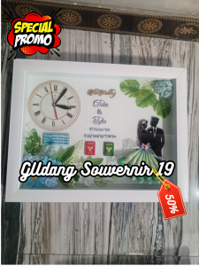 Bingkai Akrilik Motif Bunga Custom 34x25x4 cm - Souvenir Pernikahan Minimalis