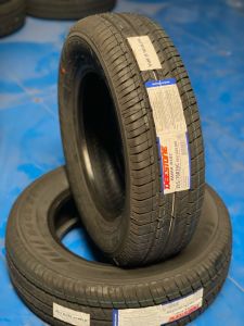 Lốp xe Deestone 195/70R15C R402 8PR (Thái Lan)