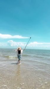 118" Extra Long Selfie Stick10ft Invisible Selfie StickAluminum Compatible with Insta360 X5/X4/X3 ONEX2/RSGoproDJI Osmo Action 5/3Cell Phonewith Wireless RemotePhone Holder and Storage Bag