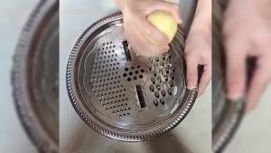 Multifunctional Stainless Steel Basin with Vegetable Cutter 3-in-1 Grater Strainer Colander for Rinsing Draining Mixing Meal Prep Stainless Steel Serving Basi