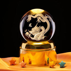 โคมไฟลูกแก้วคริสตัล หมุนได้ 360° โคมไฟหัวเตียง3D LED+USB ฐานใหญ่ ฐานสูง ของขวัญ วันเกิด โคมไฟตั้งโต๊ะ โคมไฟกลางคืน <พร้อมส่งในไทย> รุ่น：L13