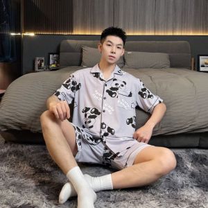 Đồ ngủ nam Quần short ống ngắn mỏng mùa hè học sinh hoạt hình nhà đàn ông cỡ lớn Bộ suit