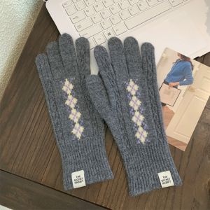 NOVAWEAR Red Winter Knitted Gloves Soft Touch Screen Women Cycling Mittens Fair Island Style Thick Warm Windproof Twists Pattern Gift