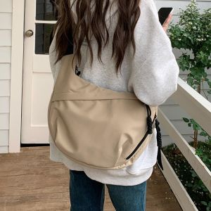 Korean Simplified New Moon Bag Fashionable Design Wheat Ear Cross Body Bag Versatile High End Single Shoulder Dumpling Bag2026