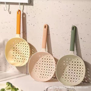 Silicone Large Strainer Kitchen Silicone Long Handle Noodle Spoon Dumpling Ravioli Vegetable Fruit Draining Fishing Spoon High Temperature Resistant Kitchen Tools