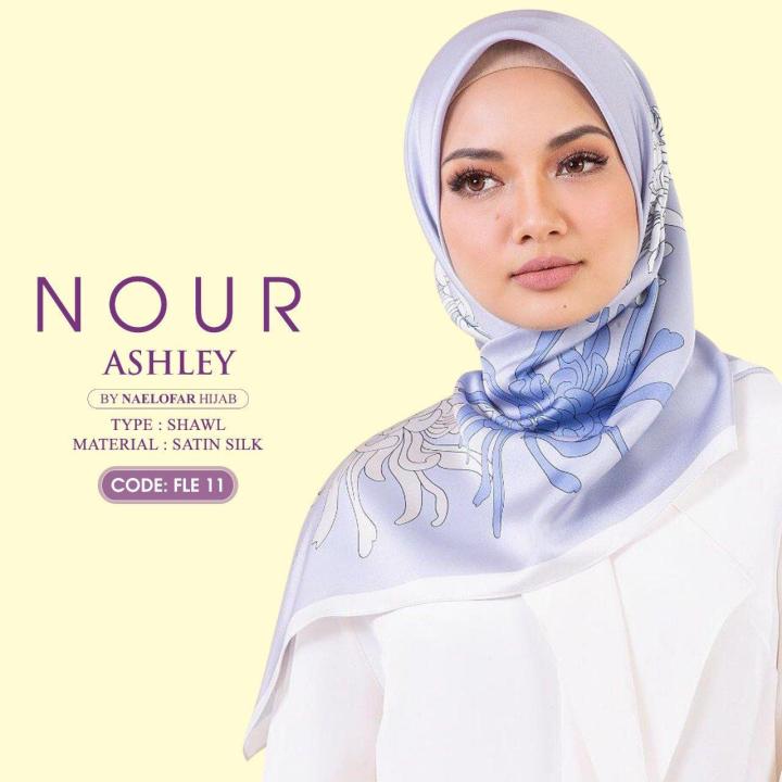 black and gold louis vuitton belt