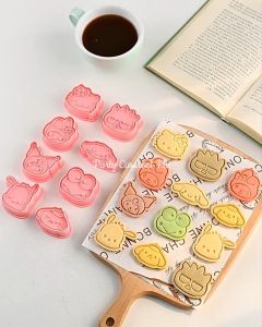 8pcs Sanrio Cutters plunger cookie cutter cinnamoroll hello kitty kuromi melody